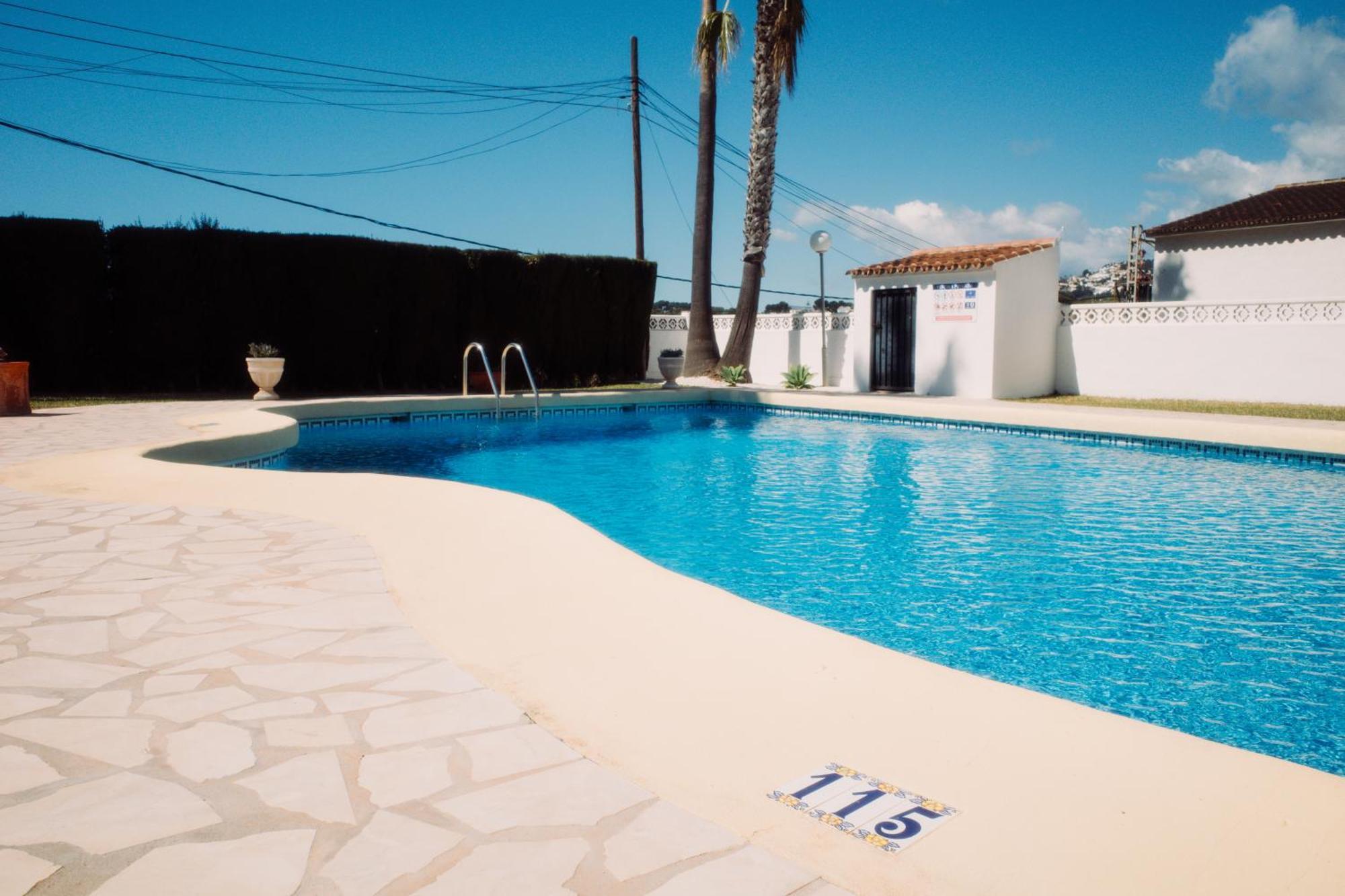 Casa Bianca 2 Villa Теулада Екстериор снимка